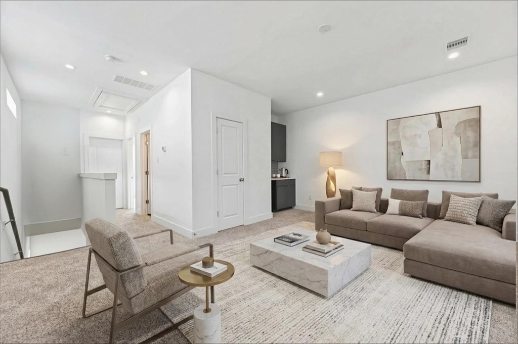5841 Dolores Street - Photo 33