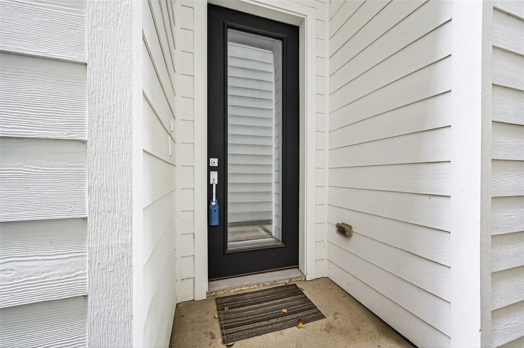 5841 Dolores Street - Photo 2