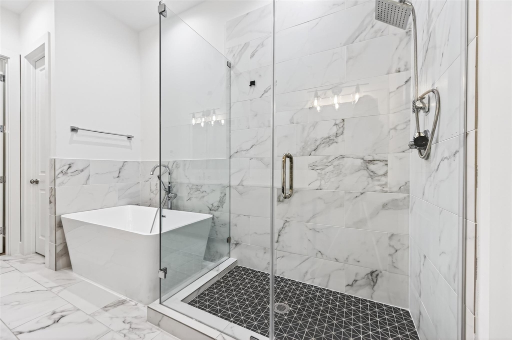 5841 Dolores Street - Photo 27