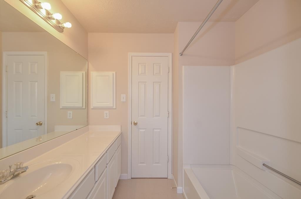 2135 Brinton Oaks Court - Photo 26
