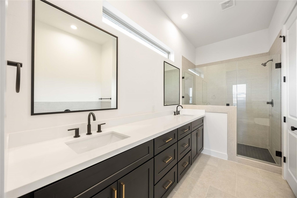 2528 Live Oak Street - Photo 12