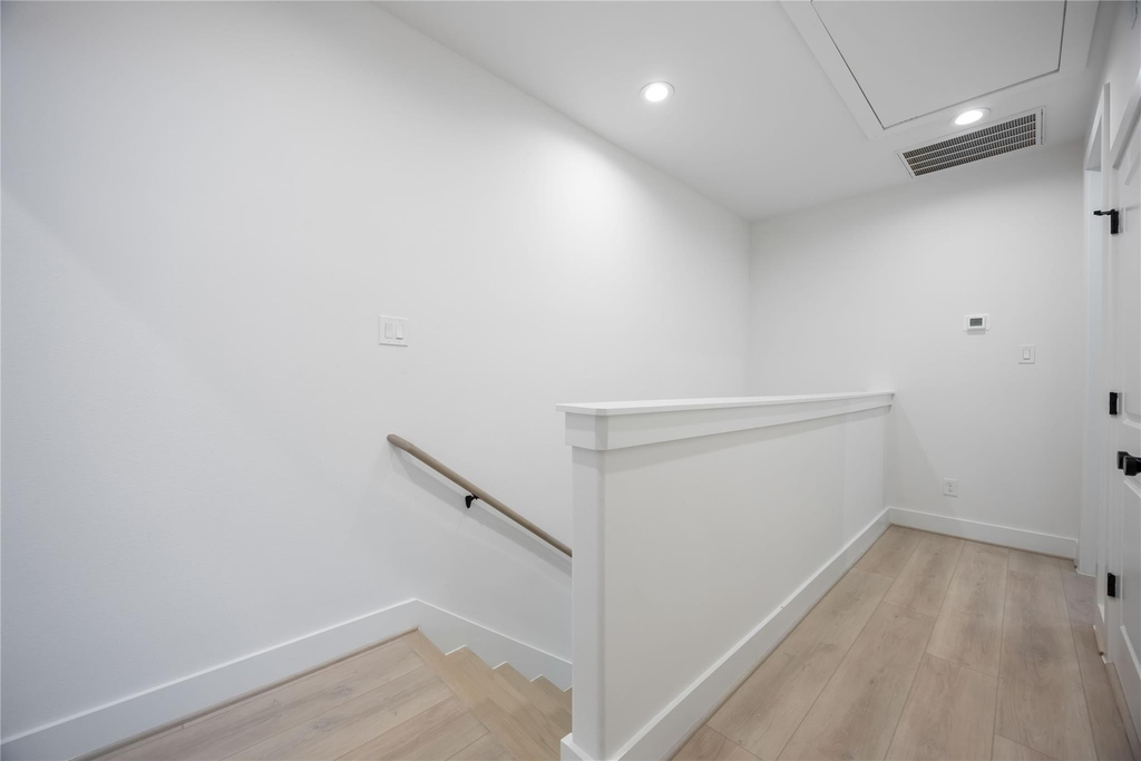 2528 Live Oak Street - Photo 16