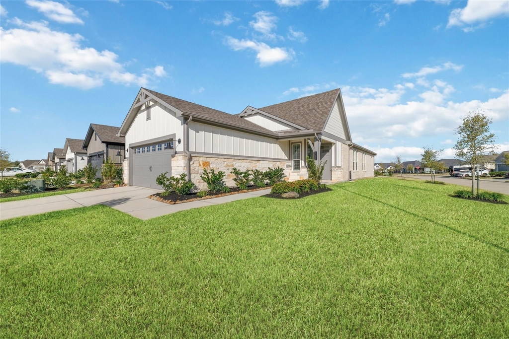 14435 Garden Grove Court - Photo 2