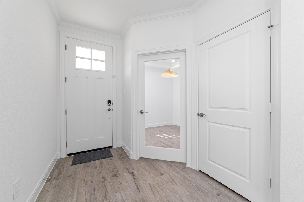 14435 Garden Grove Court - Photo 4
