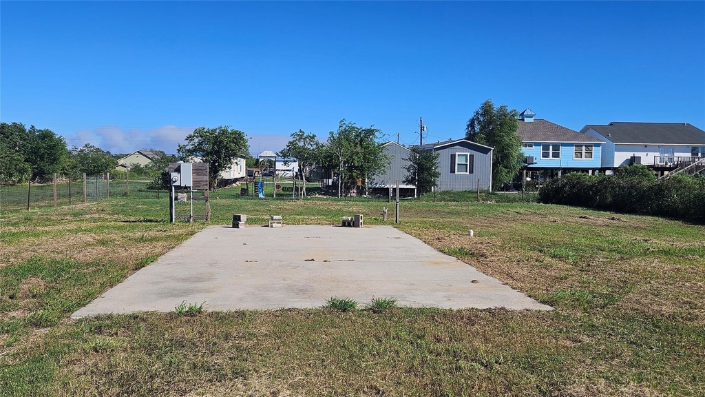 303 15th Street - Photo 2