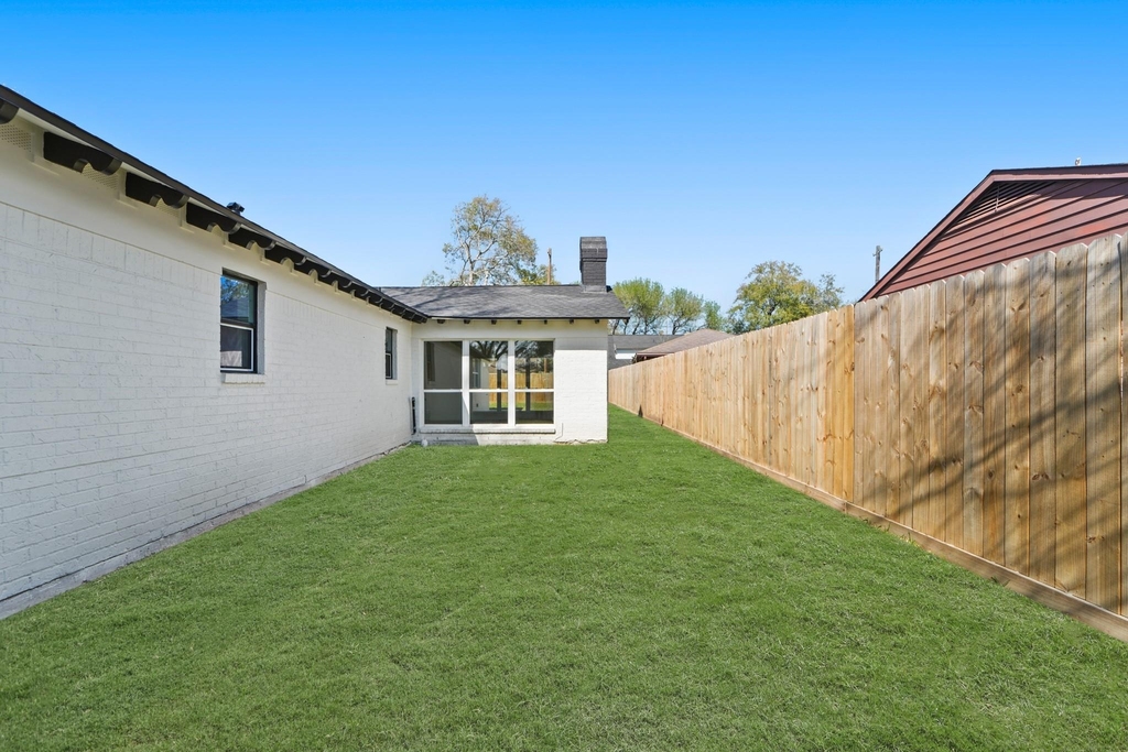 10722 Lynbrook Drive - Photo 31