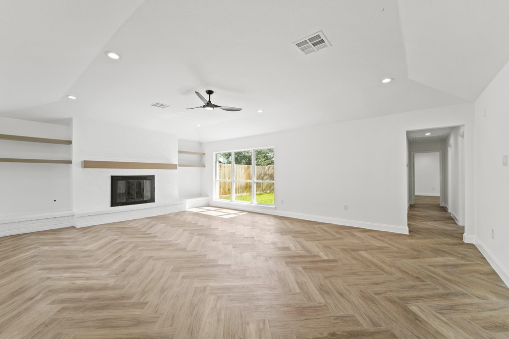 10722 Lynbrook Drive - Photo 5