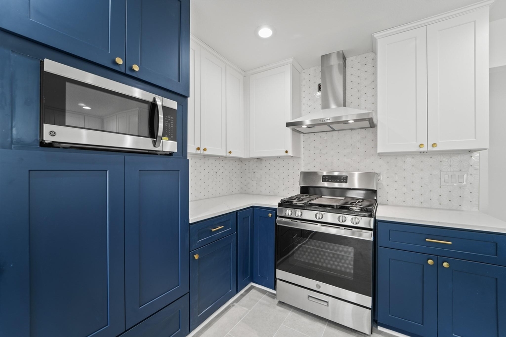 10722 Lynbrook Drive - Photo 12