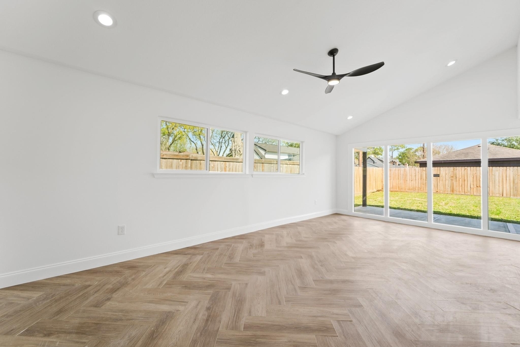 10722 Lynbrook Drive - Photo 22