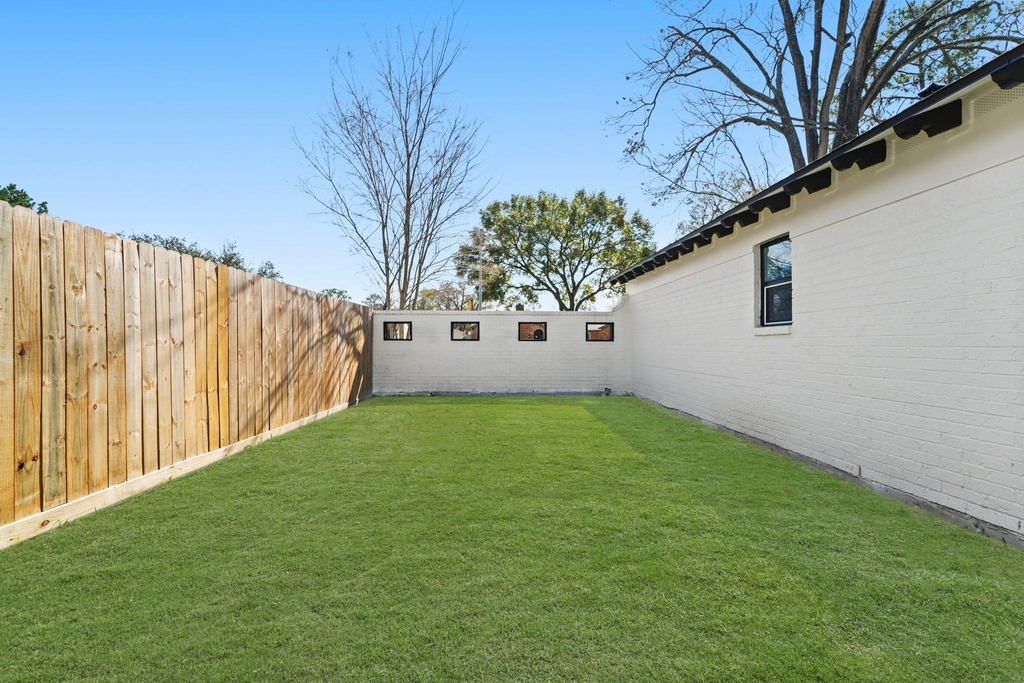 10722 Lynbrook Drive - Photo 30