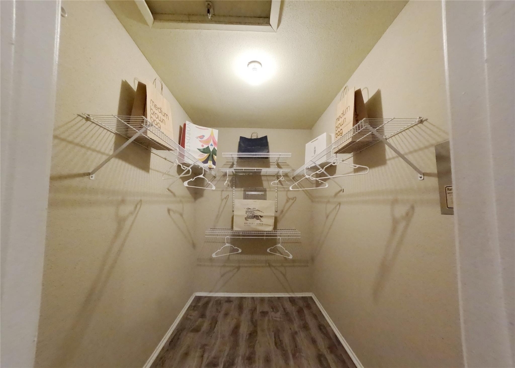 1881 Bering Drive - Photo 26