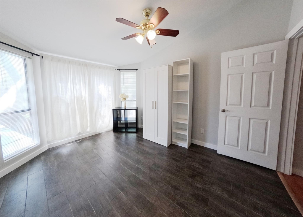 1881 Bering Drive - Photo 28
