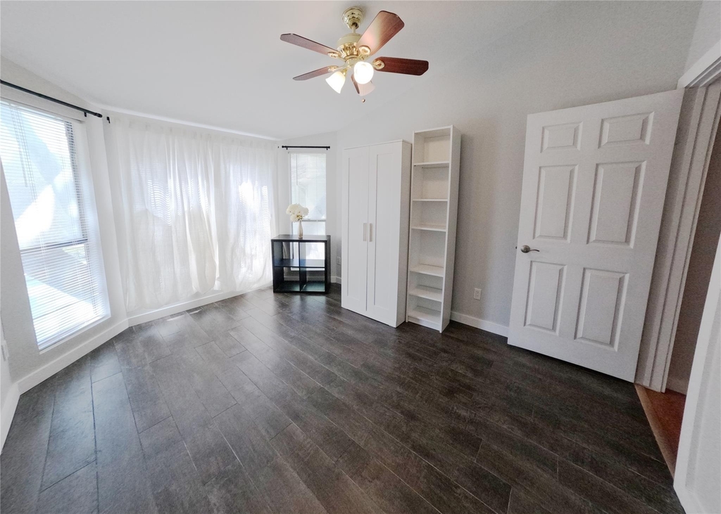 1881 Bering Drive - Photo 27