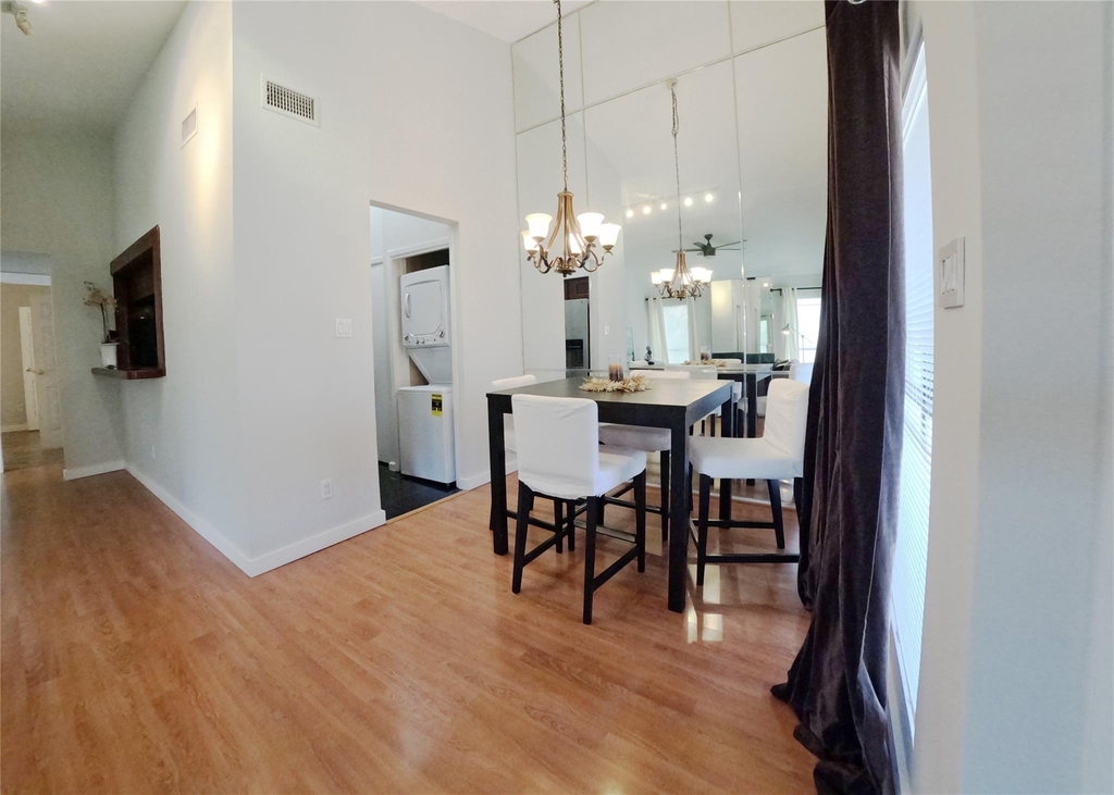 1881 Bering Drive - Photo 19