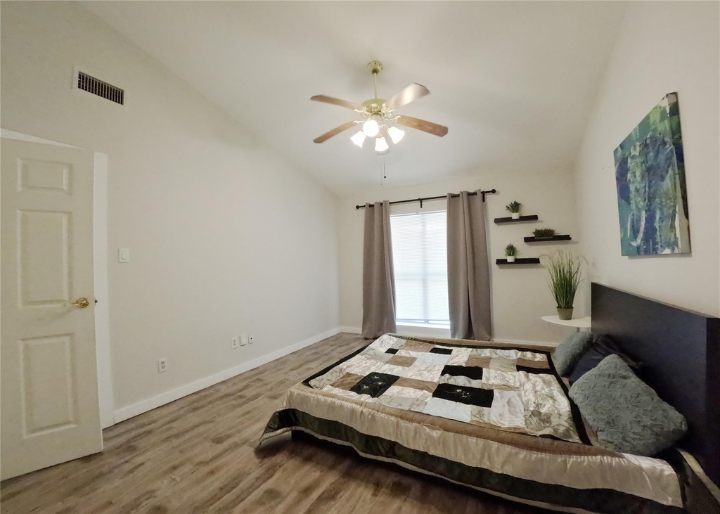 1881 Bering Drive - Photo 25