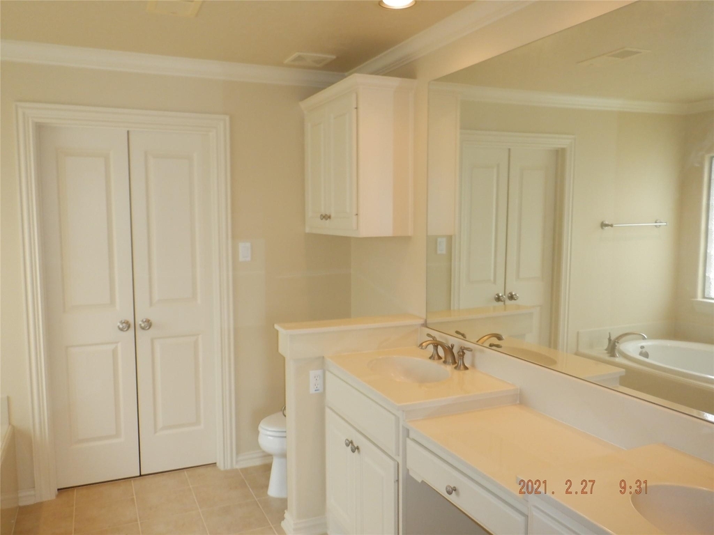 1903 Spring Cedar Lane - Photo 16