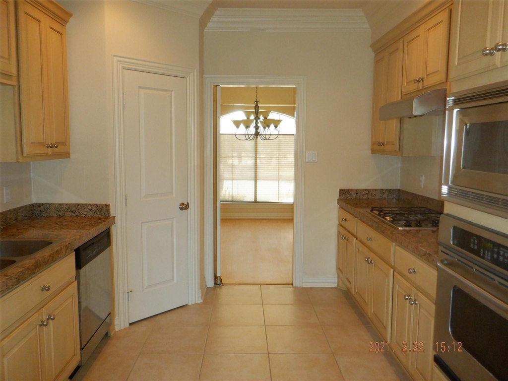 1903 Spring Cedar Lane - Photo 8