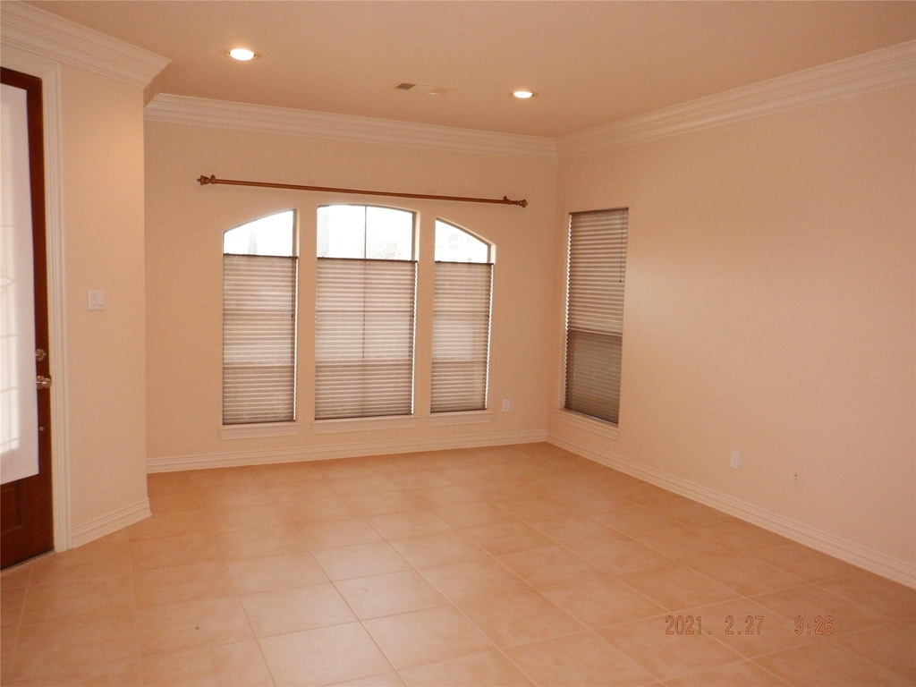 1903 Spring Cedar Lane - Photo 3