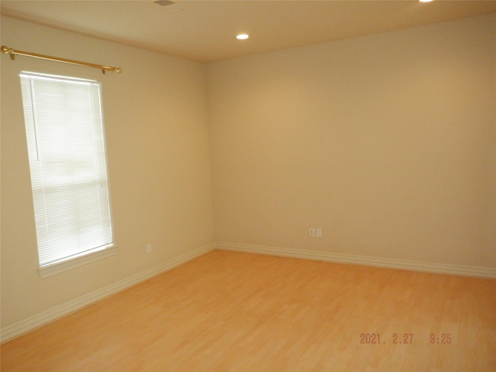 1903 Spring Cedar Lane - Photo 7