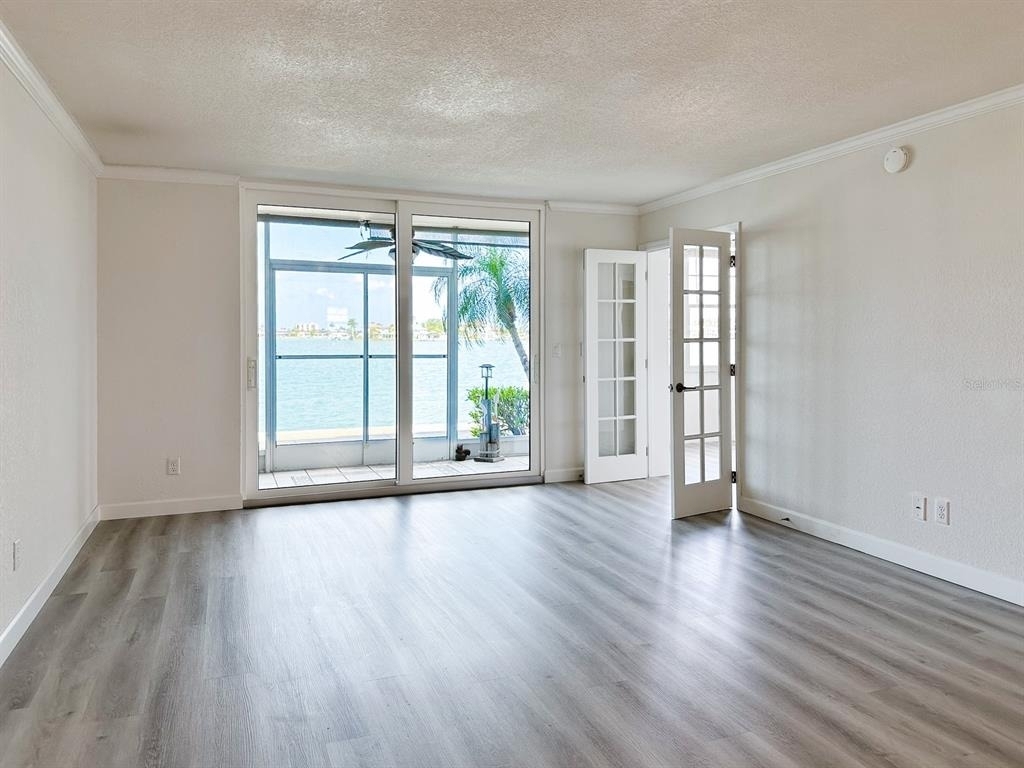 7910 Sun Island Drive S - Photo 8