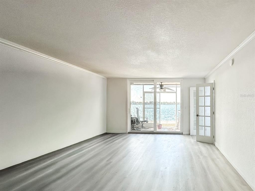 7910 Sun Island Drive S - Photo 7