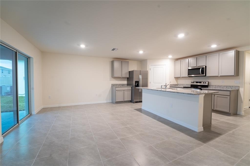 9206 Sapphire Creek Place - Photo 10