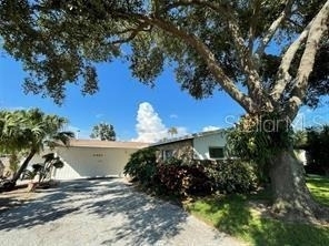 6901 Gulf Winds Drive - Photo 1