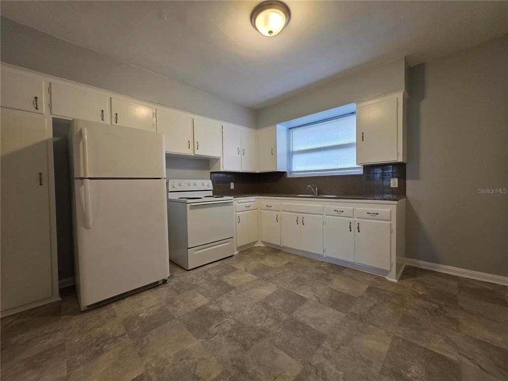 3148 Belden Street - Photo 2