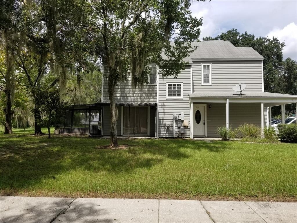 8202 Broward Place - Photo 3
