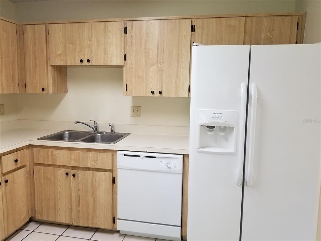 8202 Broward Place - Photo 17