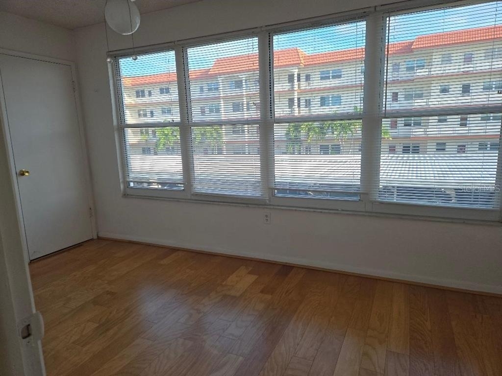 3128 59th Street S - Photo 11
