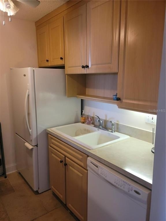7405 Bay Island Drive S - Photo 26