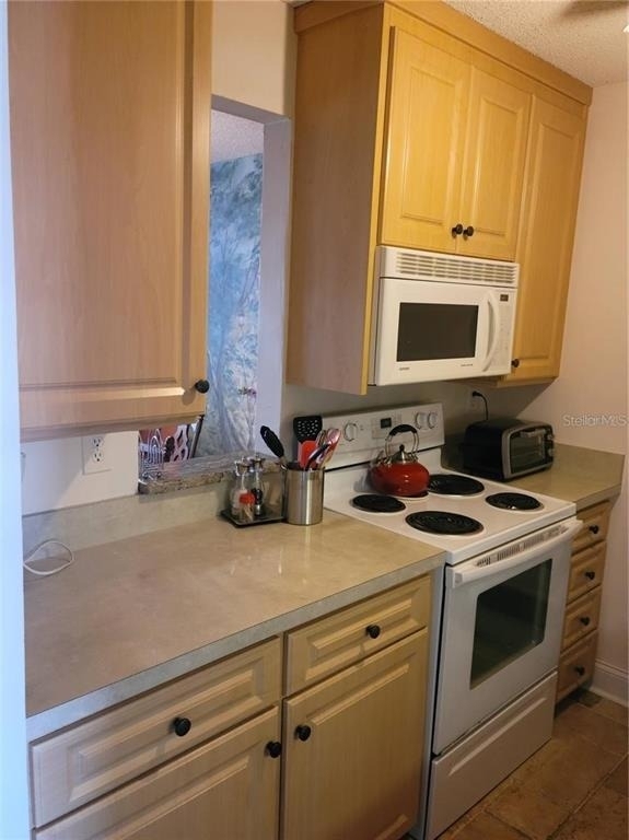 7405 Bay Island Drive S - Photo 25