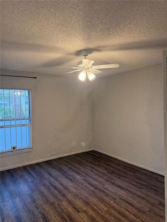 3827 Bay Club Circle - Photo 16