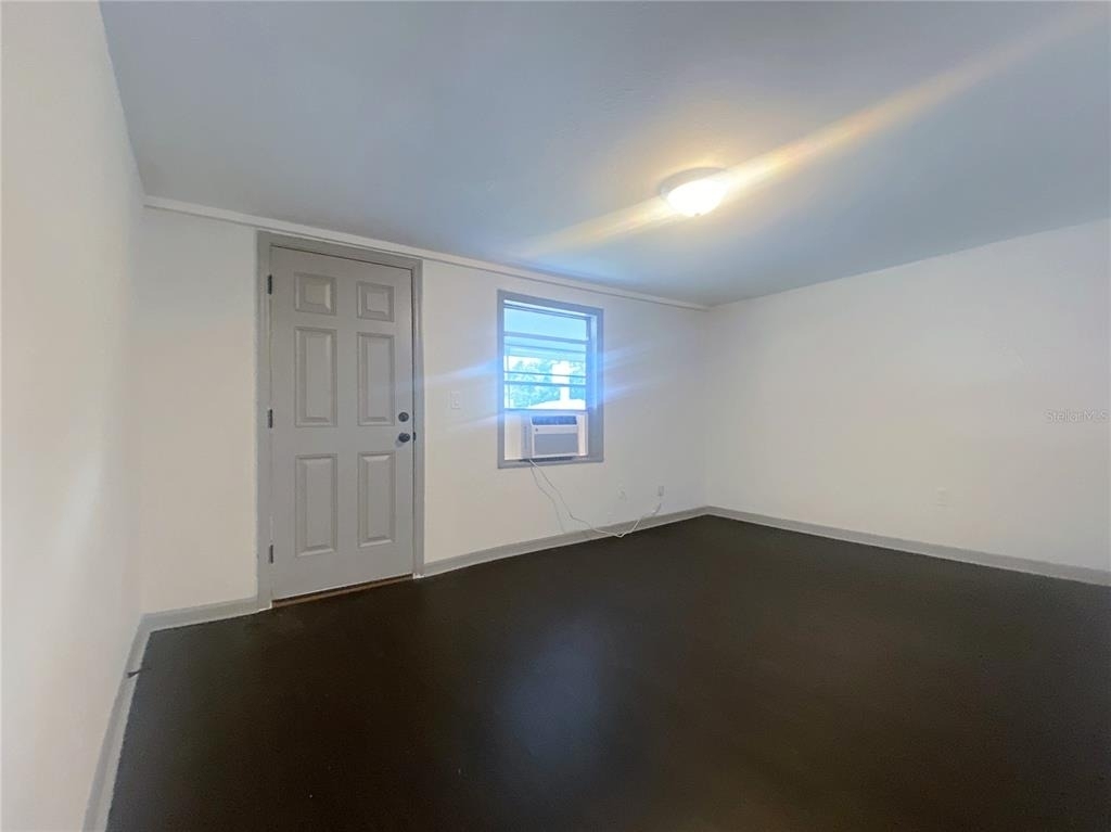 622 Booker Avenue - Photo 2