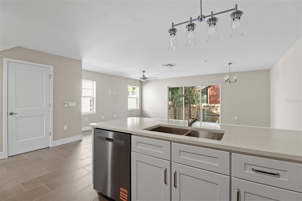43 Se 15th Terrace - Photo 7