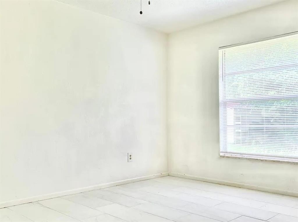 547 Lino Court - Photo 7