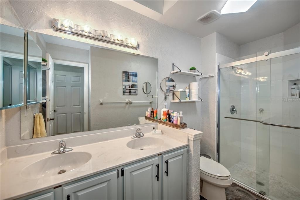 13681 Admiral Court - Photo 19