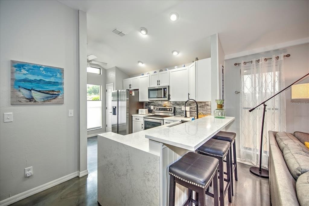 13681 Admiral Court - Photo 8