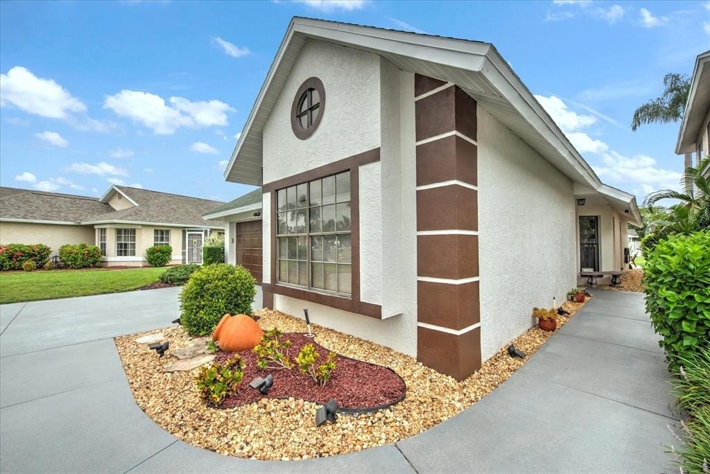 13681 Admiral Court - Photo 2