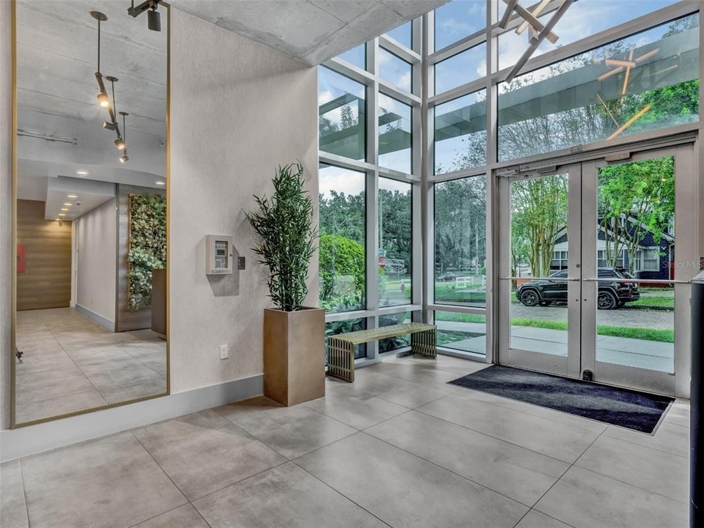 525 E Jackson Street - Photo 8