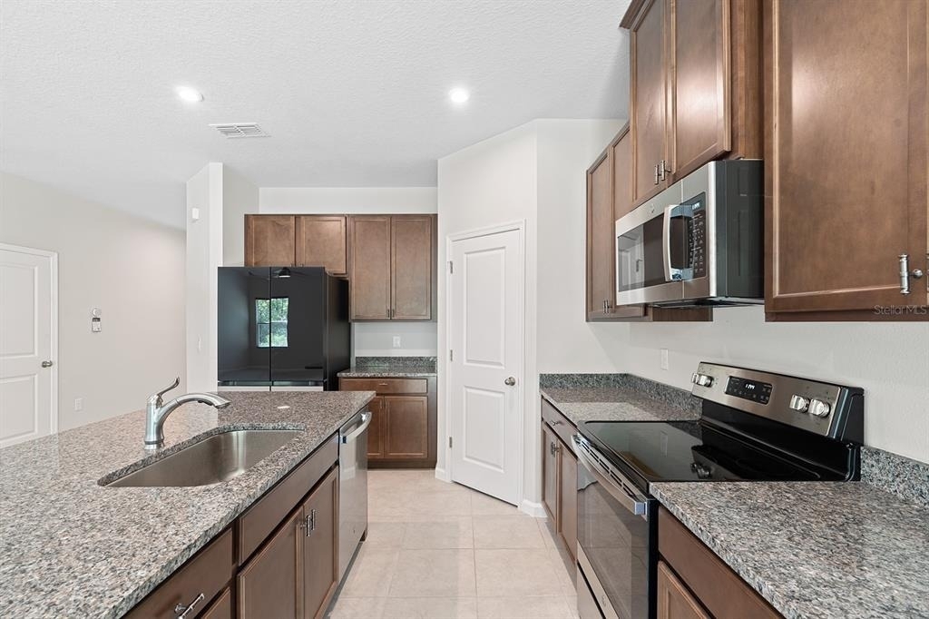 2964 Slough Creek Drive - Photo 4