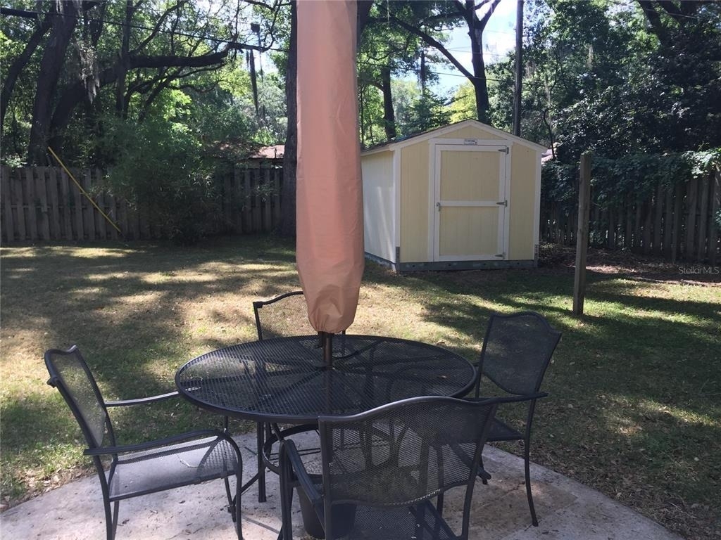 102 Nw 24th Street - Photo 10