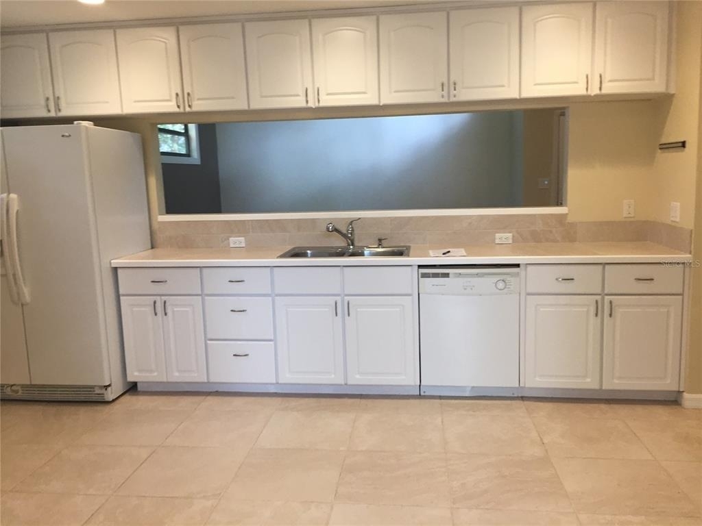102 Nw 24th Street - Photo 4