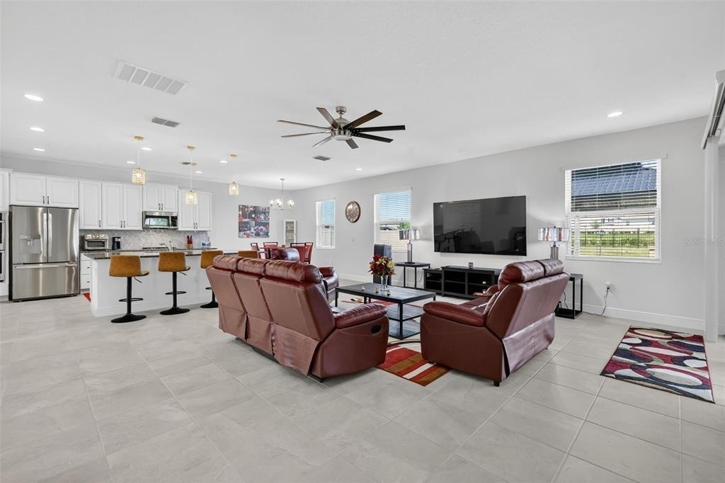 6070 Sierra Crown Street - Photo 10