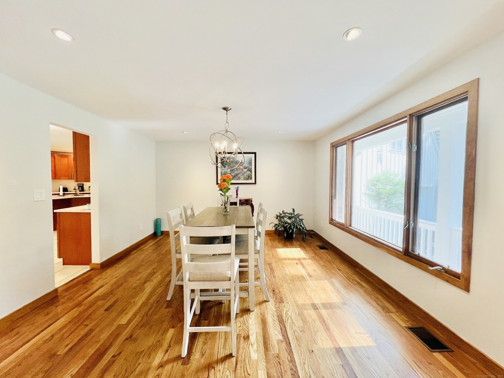 314 Erskine Road - Photo 12