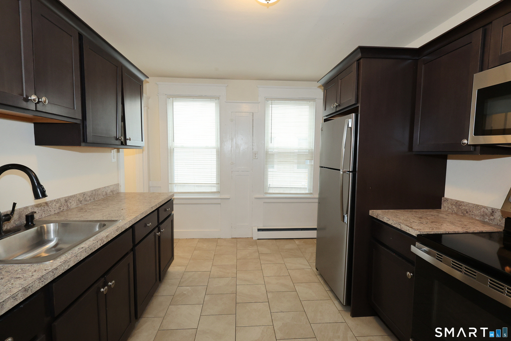 146 Division Street - Photo 6