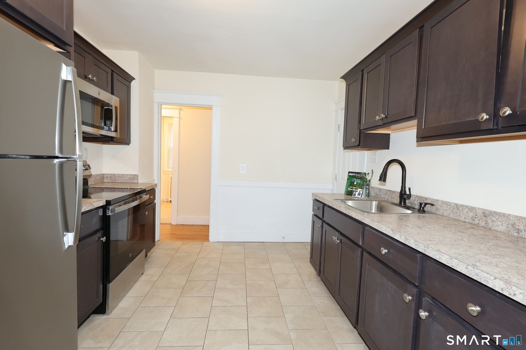 146 Division Street - Photo 3