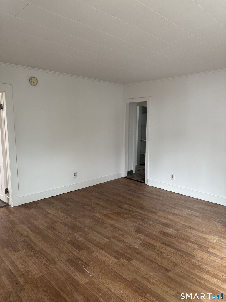 70 Woodbine Street - Photo 15