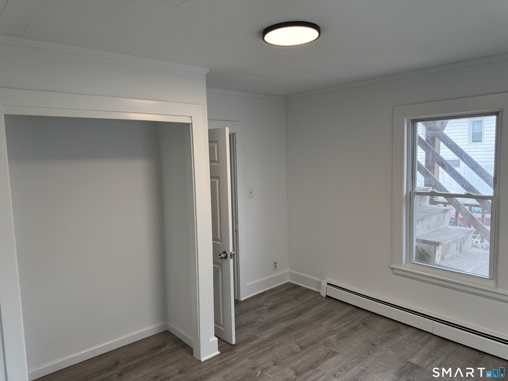 70 Woodbine Street - Photo 17